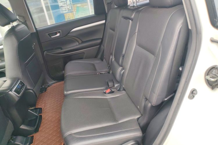 丰田 汉兰达 2015款 2.0T 四驱豪华版 7座中控内饰21