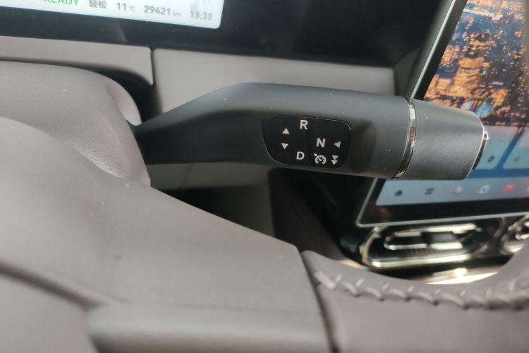 零跑汽车 零跑C11 2024款 增程 300尊享版中控内饰18