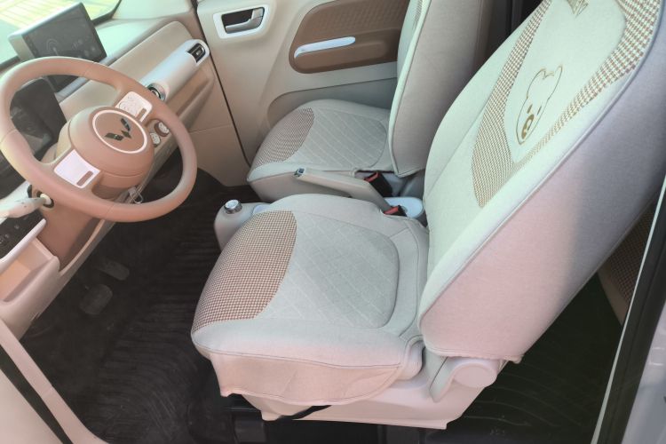 五菱汽车 宏光MINIEV 2024款 第三代 215km 青春版局部细节19