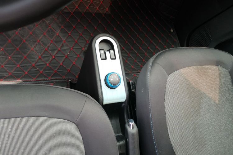 五菱汽车 宏光MINIEV 2020款 自在款 磷酸铁锂局部细节18