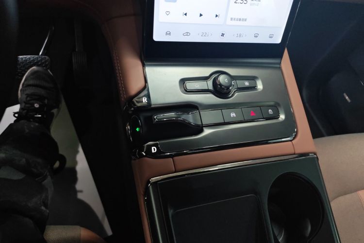 蔚来EC6 2020款 440KM 性能版中控内饰18