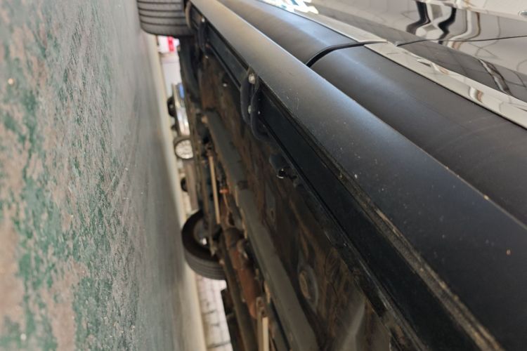 丰田 锋兰达 2023款 2.0L CVT精英版局部细节9002