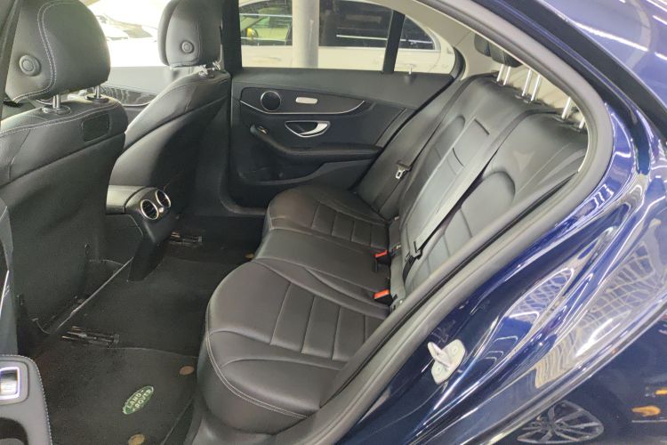 奔驰C级 2017款 改款 C 200 L 运动版中控内饰21