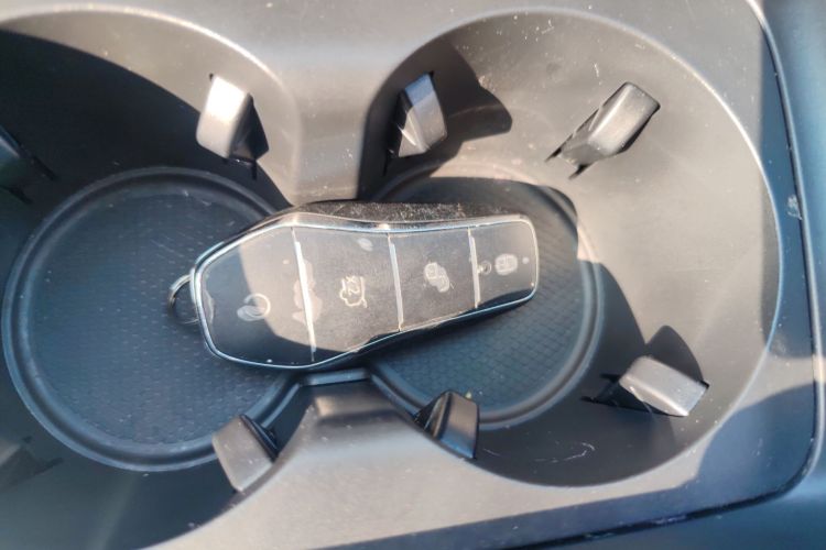 比亚迪 秦PLUS 2024款 荣耀版 DM-i 55KM领先型中控内饰11