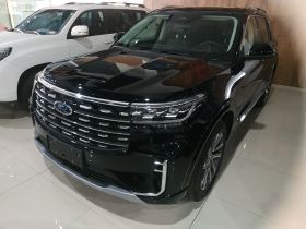 福特 探险者 2025款 2.3T EcoBoost 四驱穿越版 5座