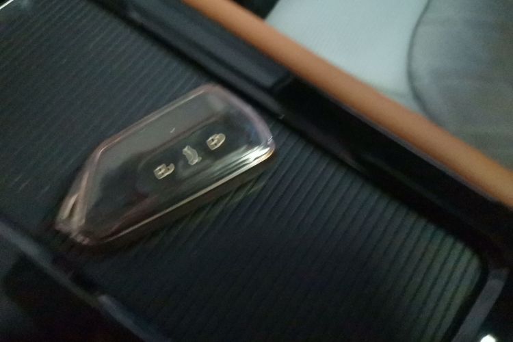 大众 途昂 2022款 530 V6 四驱尊崇旗舰版中控内饰7001