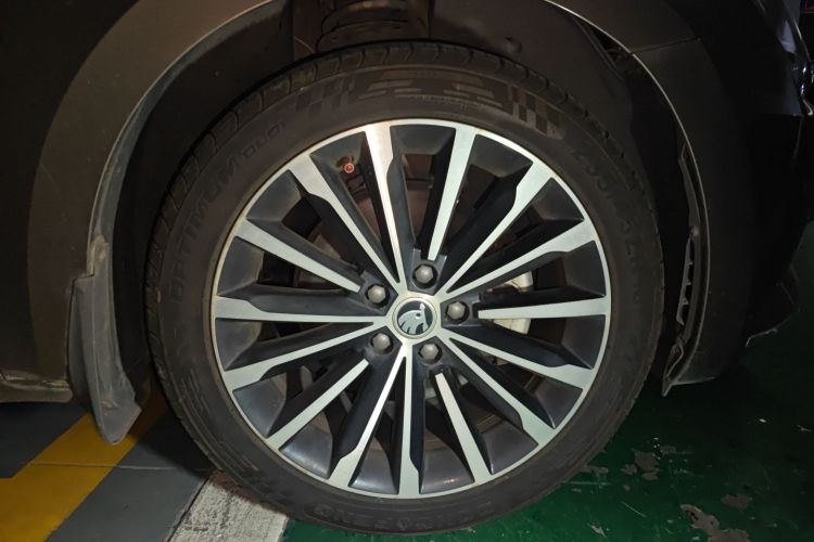 斯柯达 速派 2018款 TSI280 DSG舒适版 国V车身外观10