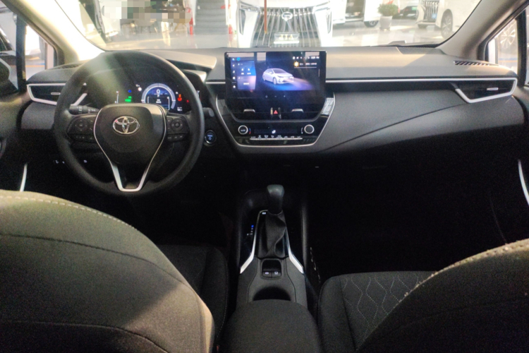 丰田 卡罗拉 2023款 1.8L 智能电混双擎 精英版中控内饰12