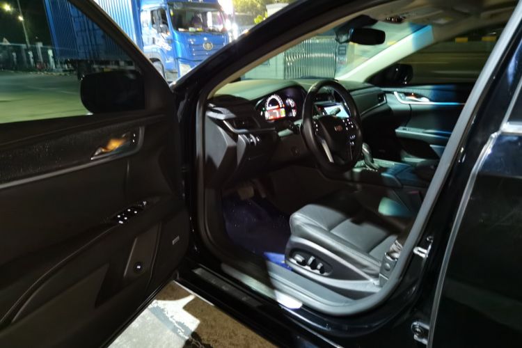 凯迪拉克XTS 2018款 28T 精英型中控内饰7003