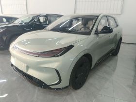 ARCFOX极狐 极狐T1 2025款 425 PRO