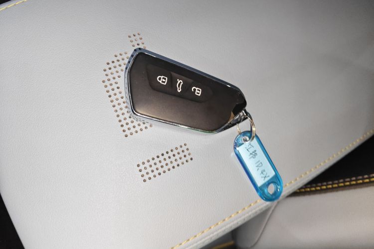 大众 ID.4 X 2023款 极智长续航版中控内饰11