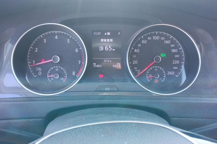 大众 高尔夫 2019款 1.6L 自动舒适型 国V中控内饰15