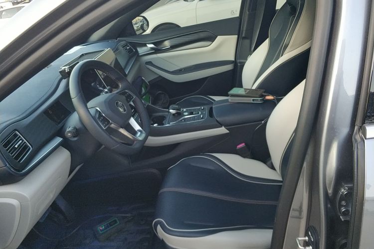 比亚迪 秦PLUS 2021款 DM-i 55KM 旗舰型中控内饰19