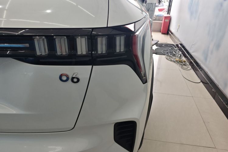 领克06 2023款 Remix 1.5T 劲Pro车身外观9