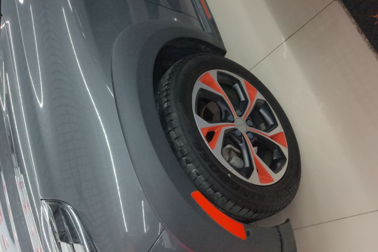 领克02 2020款 1.5T DCT两驱耀Pro版车身外观6007