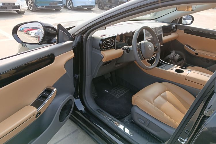 零跑汽车 零跑C01 2024款 纯电 525尊享版中控内饰7003