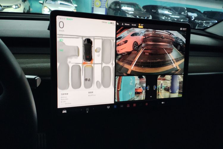 特斯拉 Model Y 2022款 Performance高性能全轮驱动版局部细节16