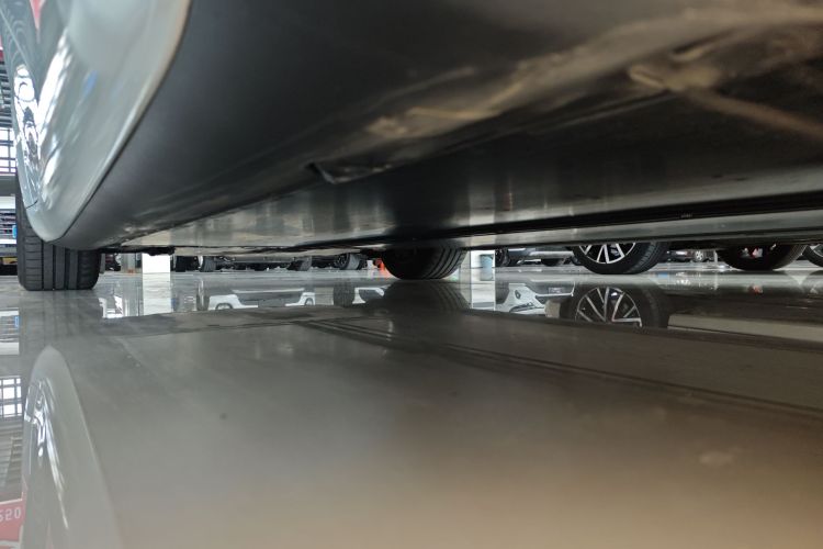 特斯拉 Model 3 2022款 后轮驱动版局部细节9002