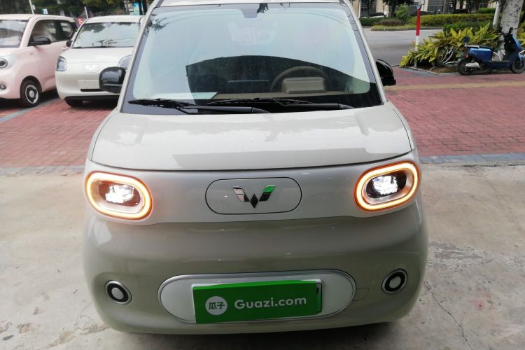 五菱汽车 宏光MINIEV 2024款 第三代 215km 青春版车身外观2