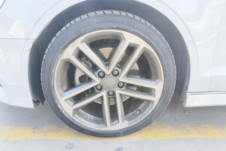 奥迪A3 2017款 Limousine 40 TFSI 运动型车身外观6007