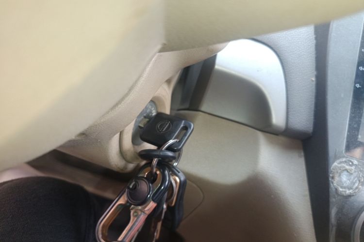 日产 轩逸 2016款 经典 1.6XE 手动舒适版中控内饰11