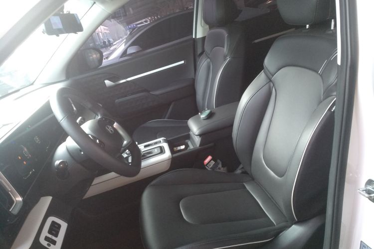 北京现代ix35 2023款 沐飒 2.0L 豪华版DLX中控内饰19