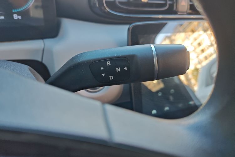 零跑汽车 零跑T03 2022款 玛瑙版中控内饰18