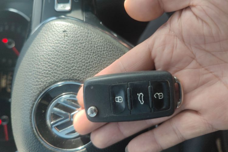 大众 朗逸 2017款 1.6L 自动舒适版中控内饰11