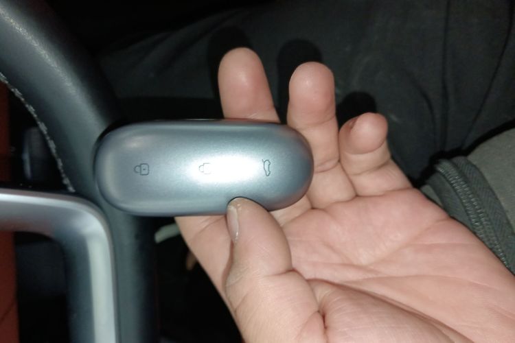 理想汽车 理想L9 2022款 Max中控内饰11