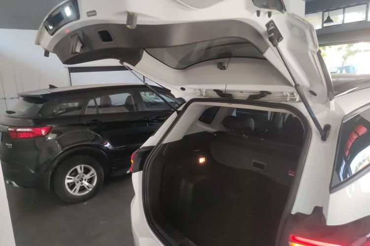 奇瑞 瑞虎7 2022款 超能版 1.5T CVT超能卫士机舱底盘23