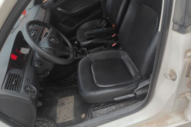 大众 桑塔纳 2016款 1.4L 手动风尚版中控内饰19