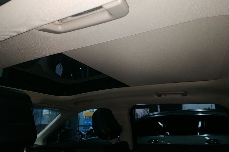 林肯 航海家 2022款 2.7T 四驱尊雅版中控内饰22