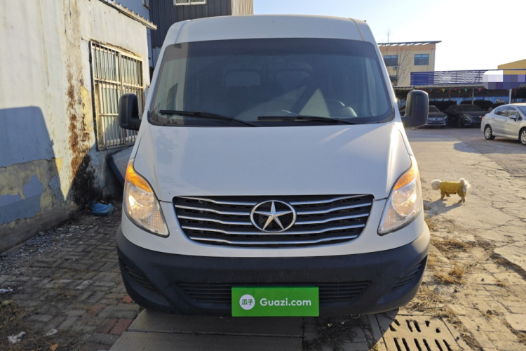 江汽集团 星锐 2022款 2.0T节油王PLUS快运版短轴6-7座HFC4DB3-2E4车身外观2