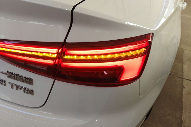 奥迪A3 2020款 改款 Limousine 35 TFSI 进取型 国VI车身外观9