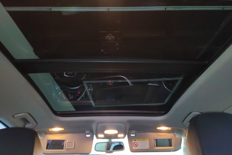 奥迪A6L 2016款 30 FSI 舒适型中控内饰22