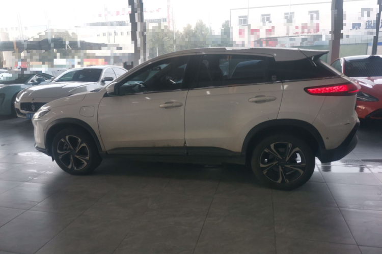 小鹏G3 2020款 520 智享版车身外观6003