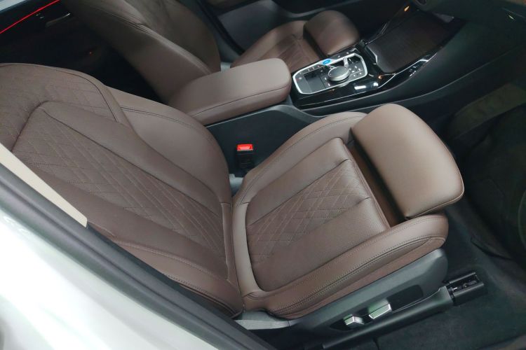 宝马iX3 2022款 改款 领先型局部细节41