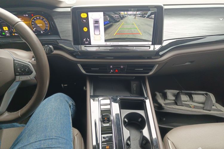 大众 威然 2022款 380TSI 尊贵版中控内饰18