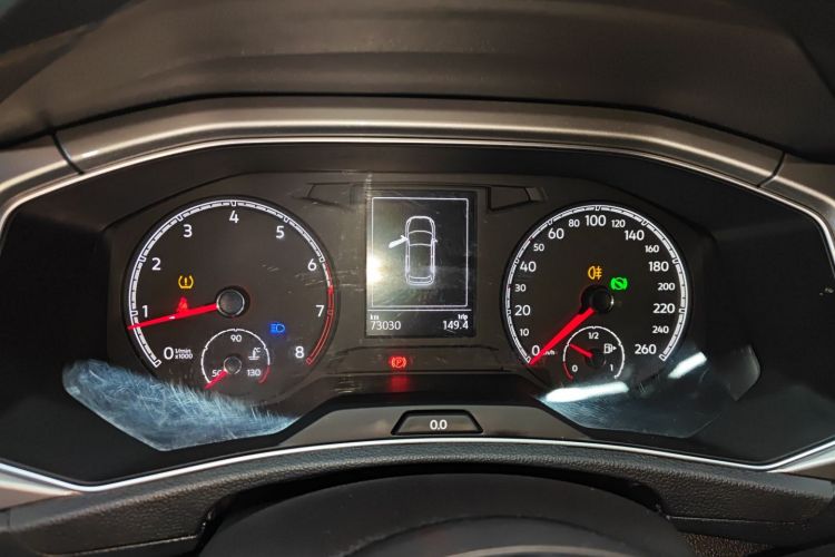 大众 T-ROC探歌 2019款 230TSI DSG两驱R-Line中控内饰14