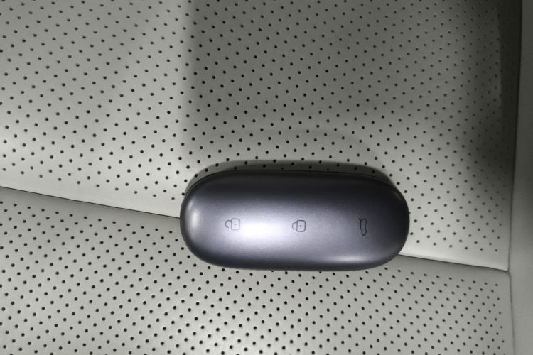 理想汽车 理想L8 2024款 Ultra中控内饰7001