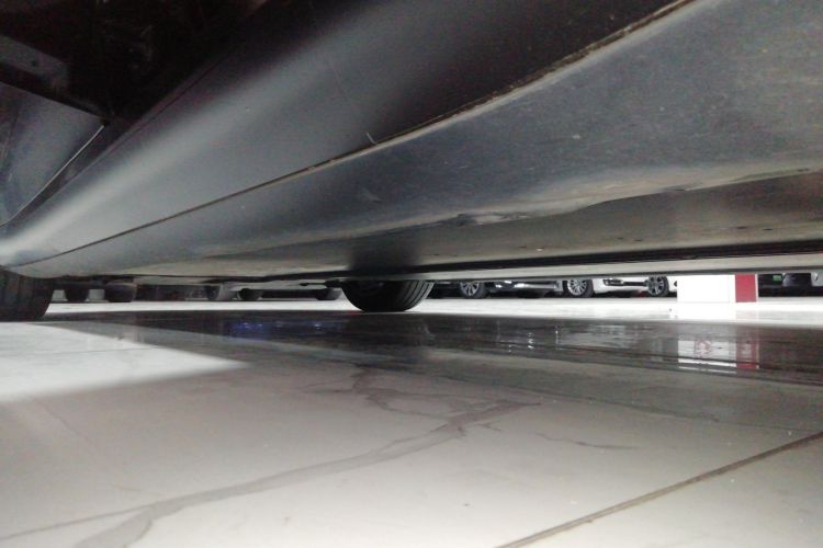 特斯拉 Model 3 2023款 长续航全轮驱动版局部细节9002