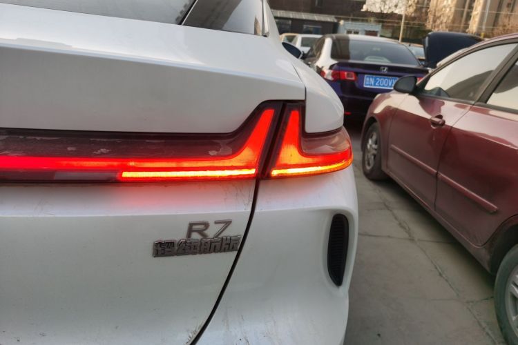 飞凡汽车 飞凡R7 2022款 长续高阶版车身外观6006