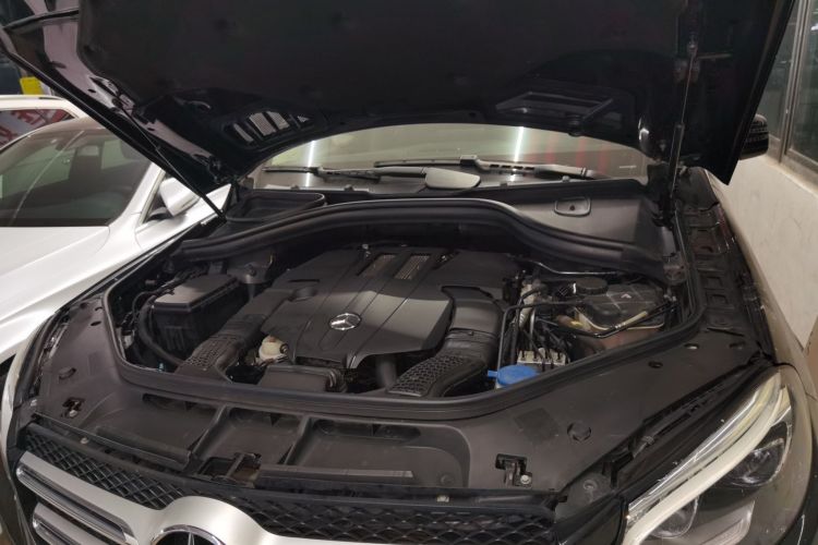 奔驰GLE 2017款 GLE 320 4MATIC 豪华型局部细节24