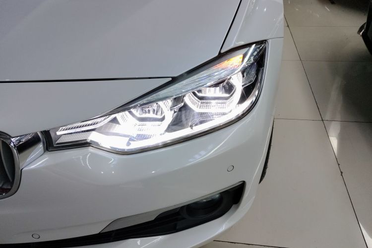 宝马3系 2019款 320Li 时尚型局部细节36