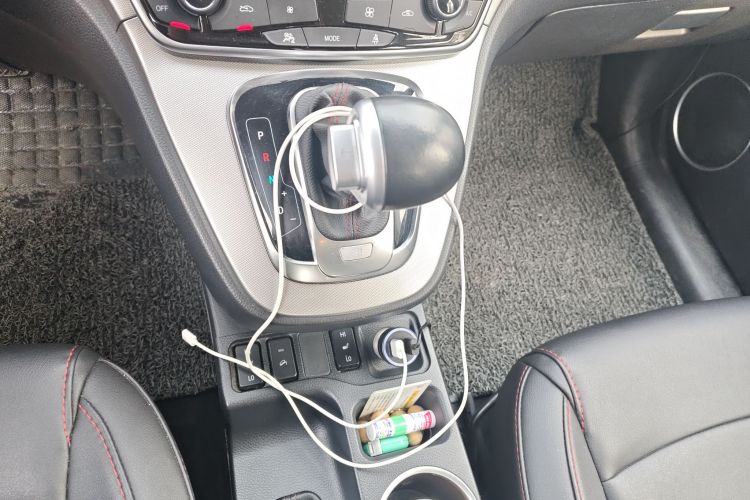 哈弗H6 2017款 蓝标 运动版 1.5T 自动两驱豪华型中控内饰18