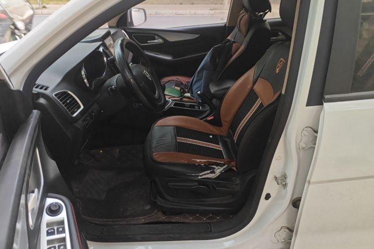 宝骏560 2016款 1.5T 手动舒适型局部细节19