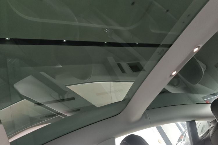 特斯拉 Model 3 2019款 标准续航后驱升级版中控内饰22