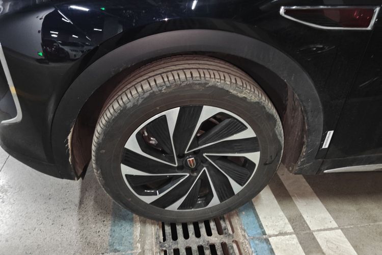 红旗HS7 PHEV 2024款 2.0T PHEV 两驱旗享版 6座车身外观6007