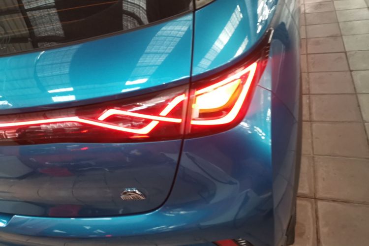 比亚迪 海豚 2021款 401km 骑士版车身外观9