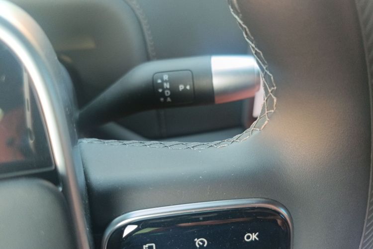 理想汽车 理想L8 2024款 Max中控内饰18